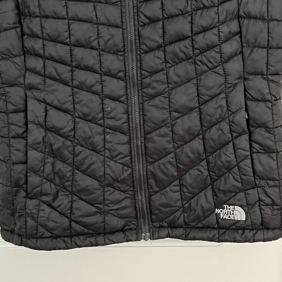 The North Face Thermoball Quilted Vest Black Womens Size Small Lightweigt - Picture 3 of 13